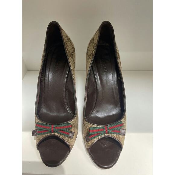 Gucci Monogram Canvas Peep Toe Heels with Signature Web Bow Size 7 - Picture 1 of 5